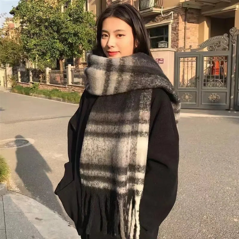 2025 Hot Luxury Winter Thick Warm Scarf Women Cashmere Shawl and Wraps Pashmina Neckerchief Bufanda Female Long Tessel Echarpe
