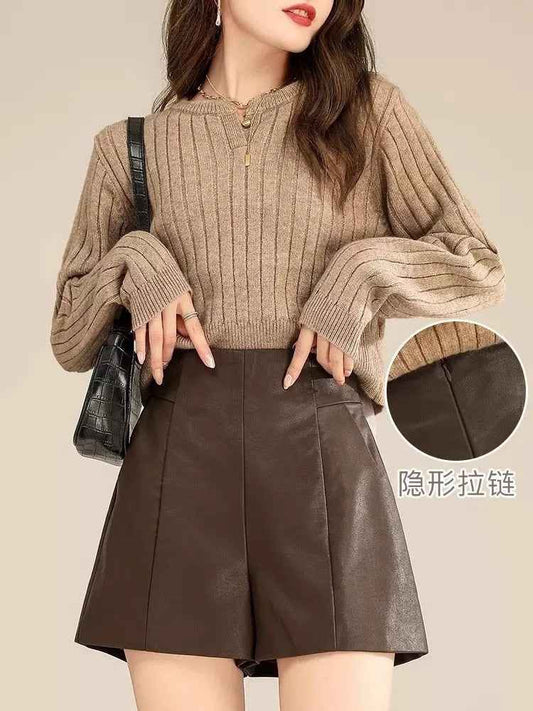 High Waist Leather Shorts Women's 2023 New Autumn and Winter A- line Slimming PU Leather Wide Leg Pants Black Korean Style Outer Boot Pants