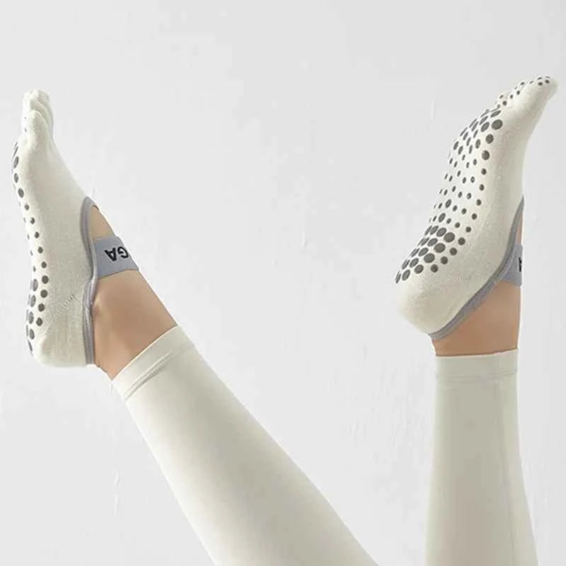 Yoga socks, anti slip socks, professional women's five finger solid color socks, fitness sports Pilates socks, toe socks
