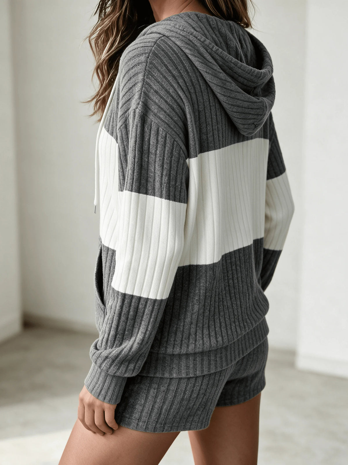Women's Plaid Zip-Up Hooded Cardigan | Tassel Detail 3/4 Sleeve Loose Fit Jacket S–XXL