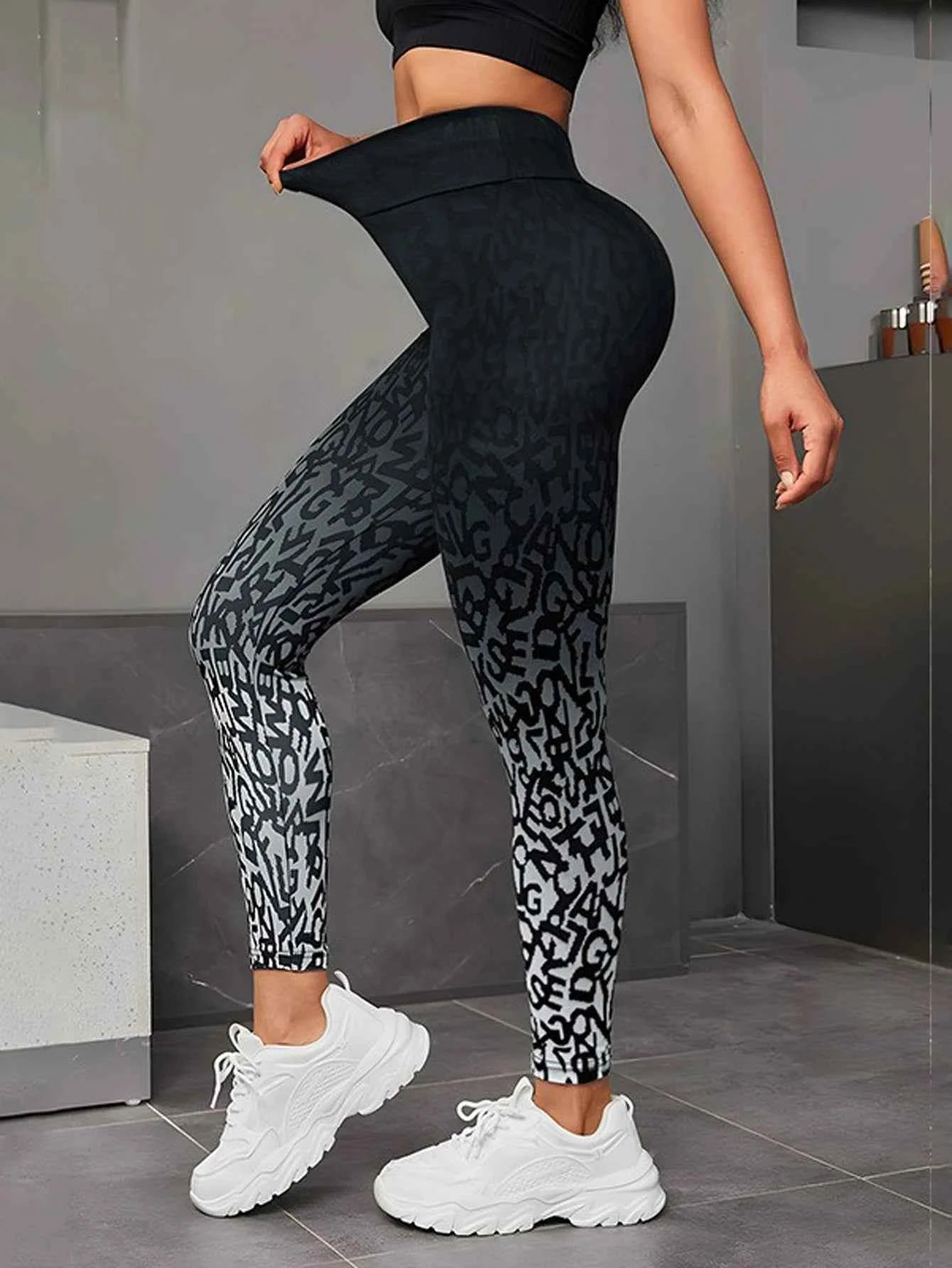 Gradient Printed Yoga Pants for Women | High-Stretch Activewear & Cycling Leggings