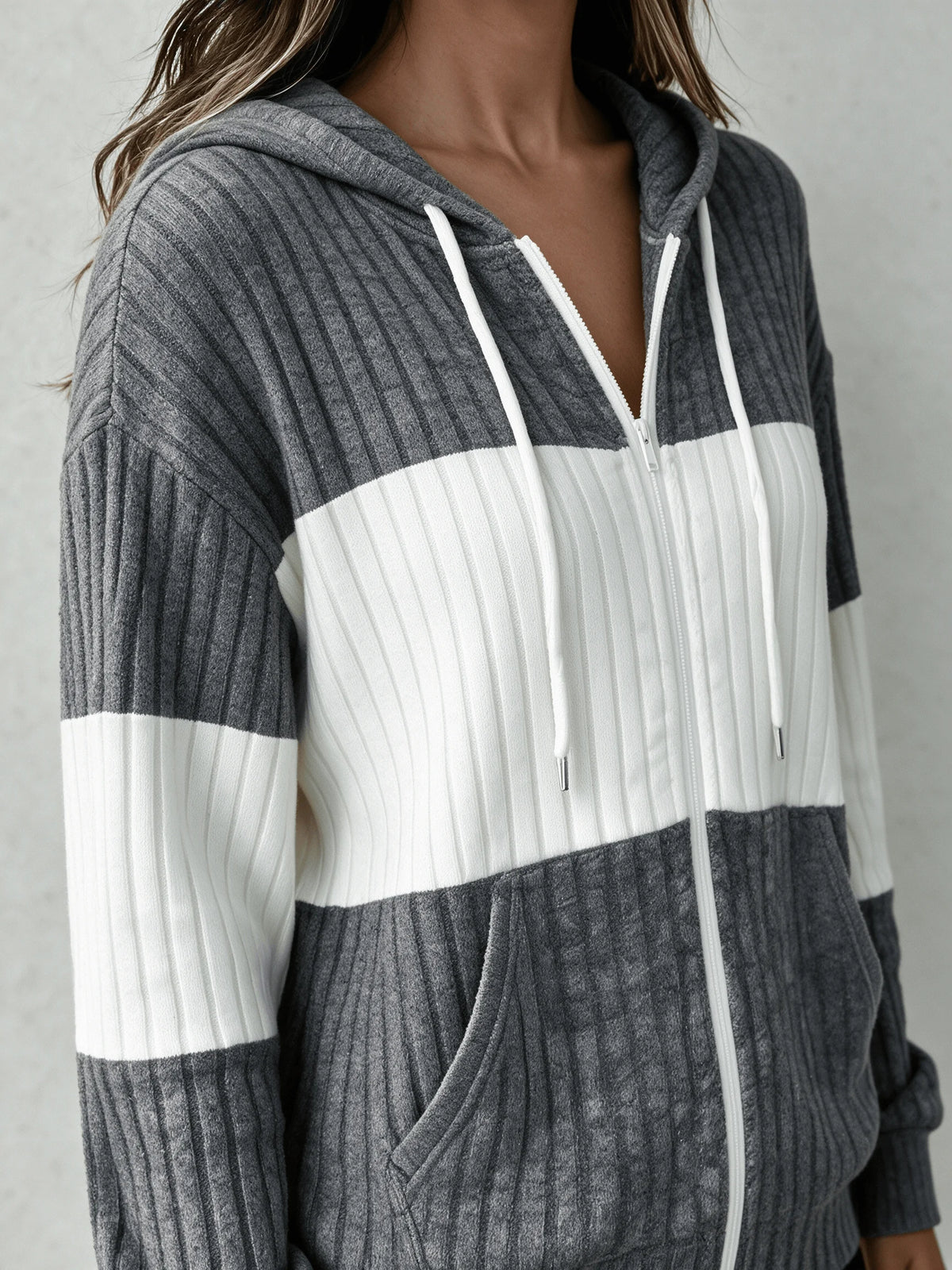 Women's Plaid Zip-Up Hooded Cardigan | Tassel Detail 3/4 Sleeve Loose Fit Jacket S–XXL