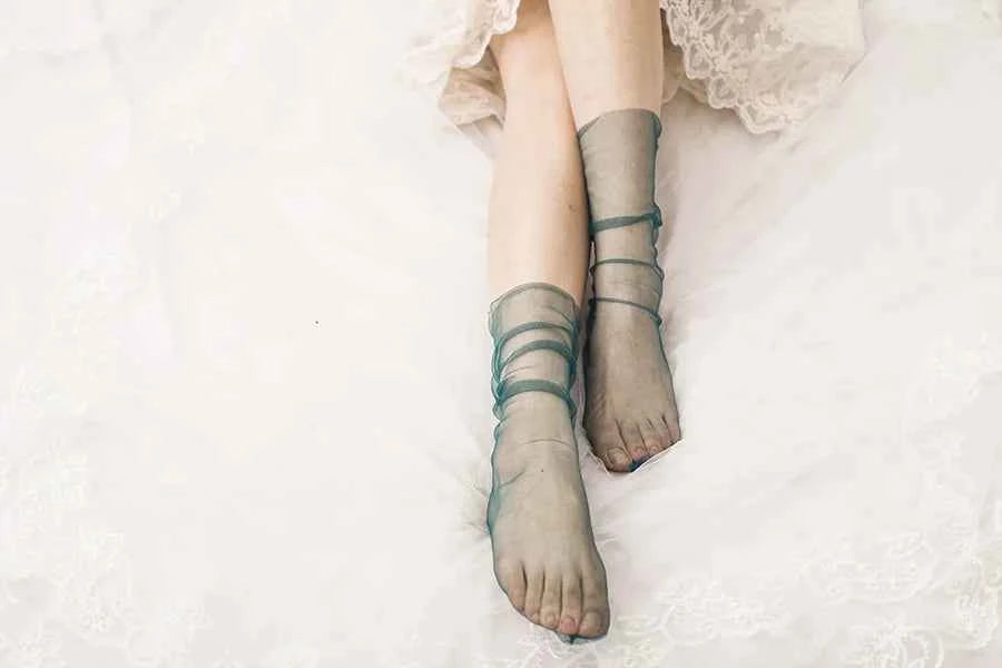 Sexy Lace Mesh Fishnet Socks Mixed Fiber Transparent Stretch Elasticity Ankle Net Yarn Thin Women Cool Socks 1pair=2pcs SLU07
