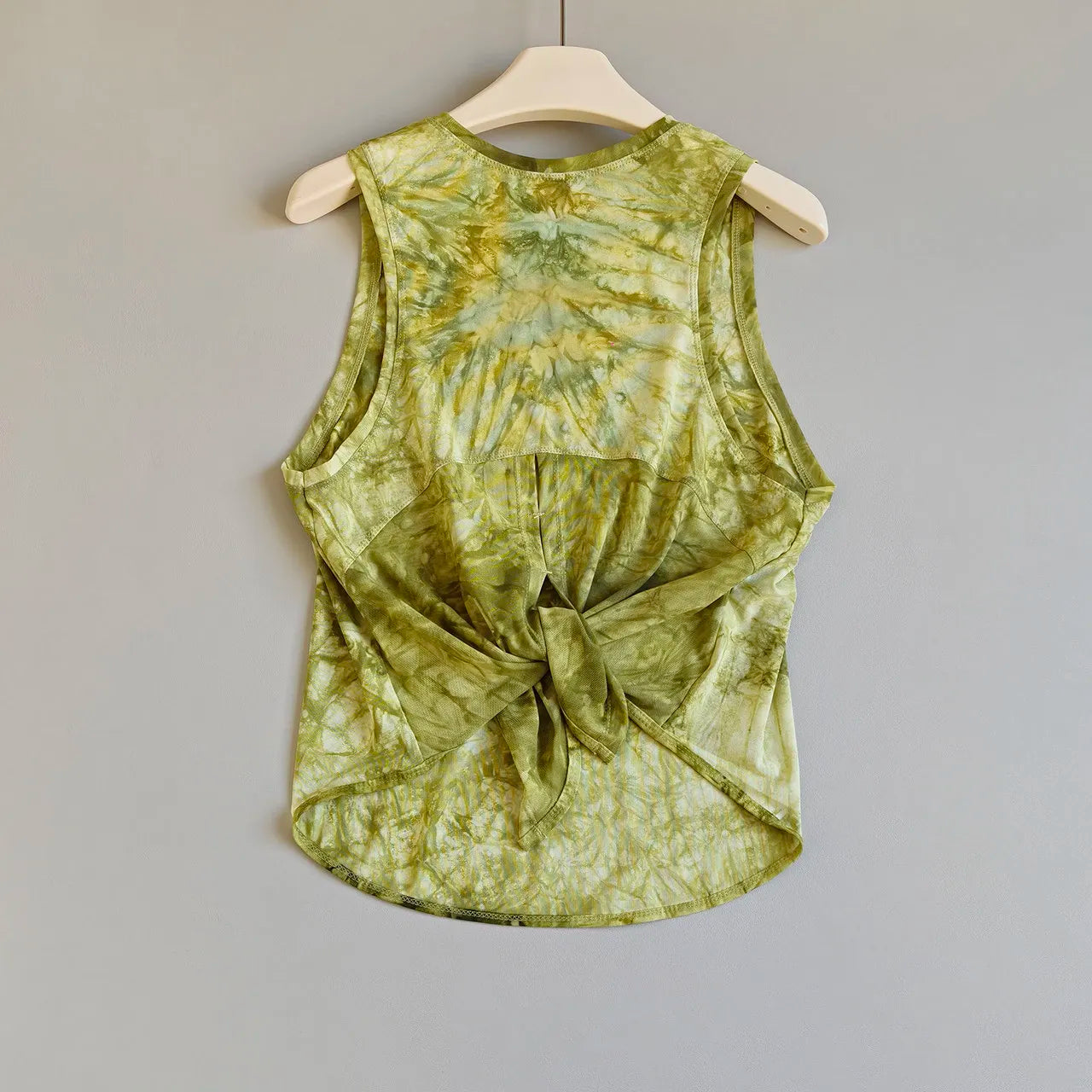 Tie-Dye Mesh Sleeveless Yoga Top — Breathable Running T-Shirt