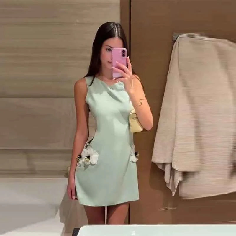 Women's Round Neck Solid Sleeveless Dress Sexy Waist Side Cut-outs Slim Mini Skirt Female New Date Commuter Party Clothes