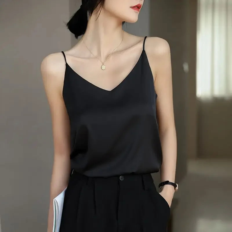 Women's Backless Camisole Crop Top – Solid Colour Sleeveless V-Neck Tank Top