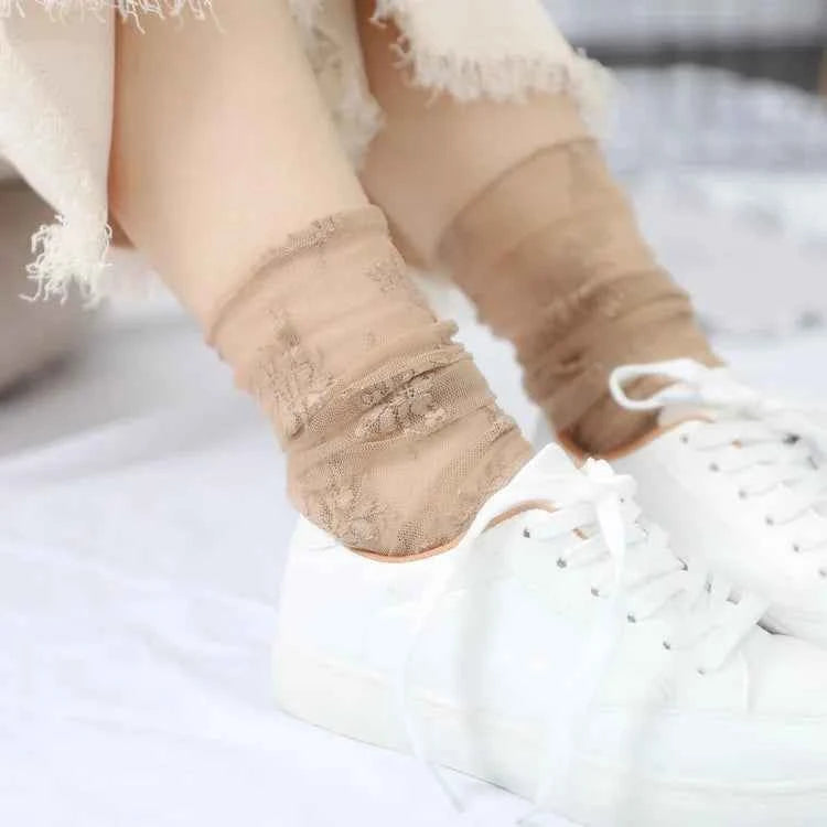 Sexy Lace Mesh Fishnet Socks Mixed Fiber Transparent Stretch Elasticity Ankle Net Yarn Thin Women Cool Socks 1pair=2pcs SLU07