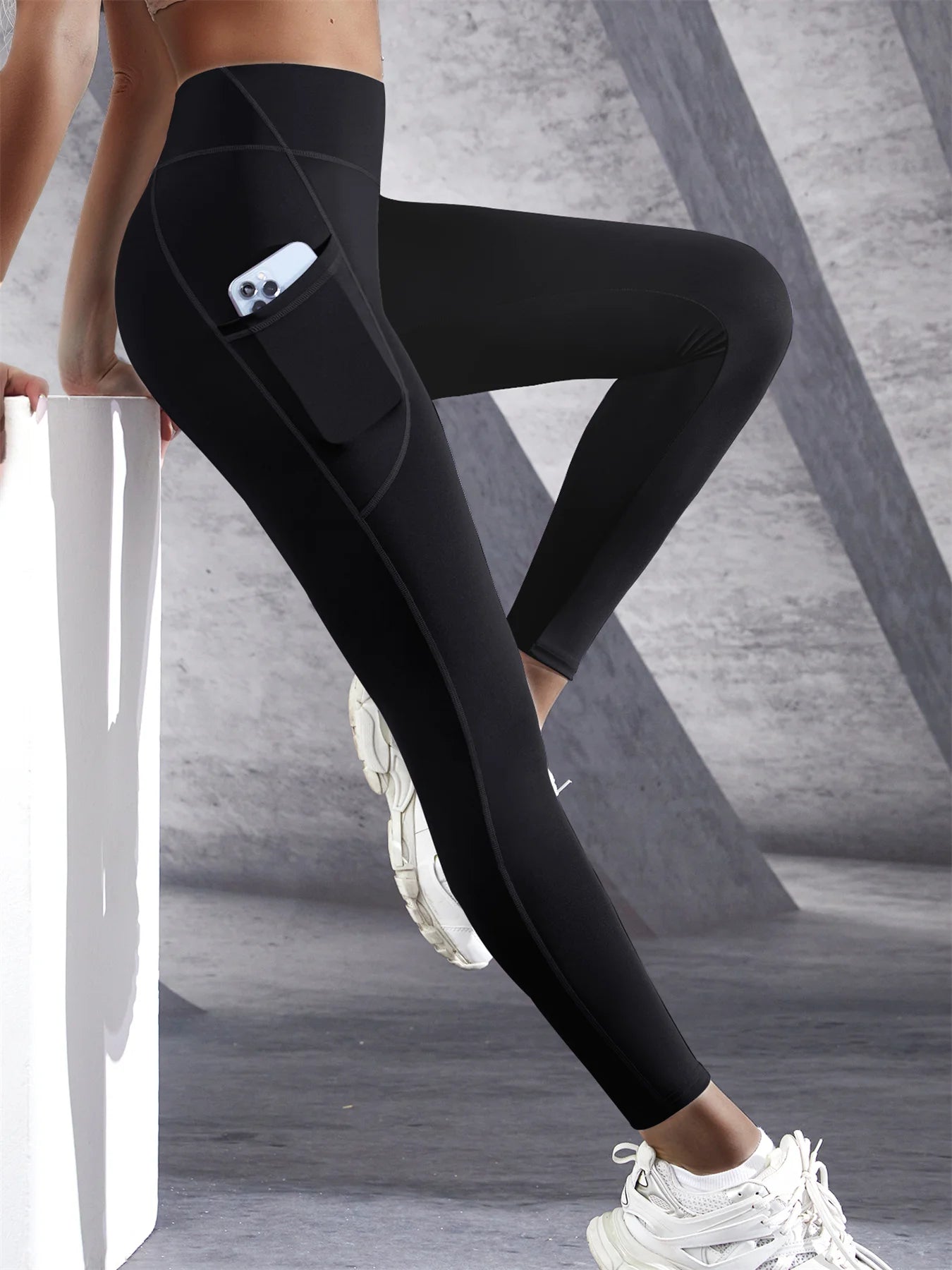 High-Waist Yoga Leggings with Pockets for Women – Push-Up, Stretchy & Squat-Proof