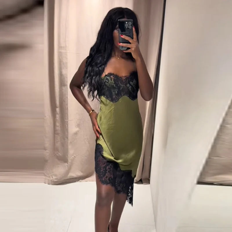 Vintage Lace Knee-Length Dress — O-Neck Exposed Waist Party Dress