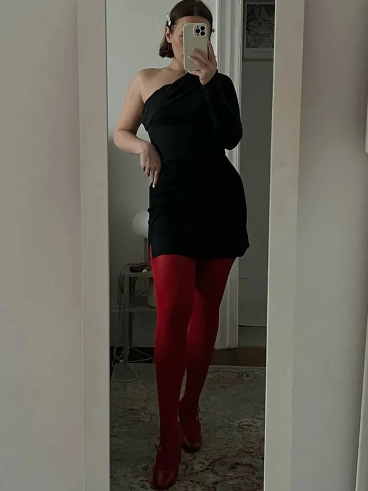 Red Silk Velvet Pantyhose — Anti-Hook Wedding & Festival Tights