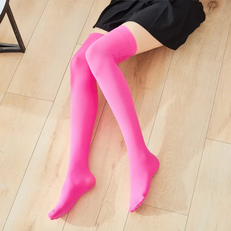 Red Silk Velvet Pantyhose — Anti-Hook Bridal & New Year Tights