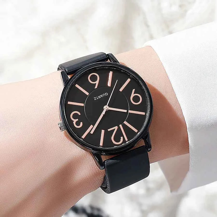 New fashionable and popular watches for women, silicone watches for women, quartz watches for women